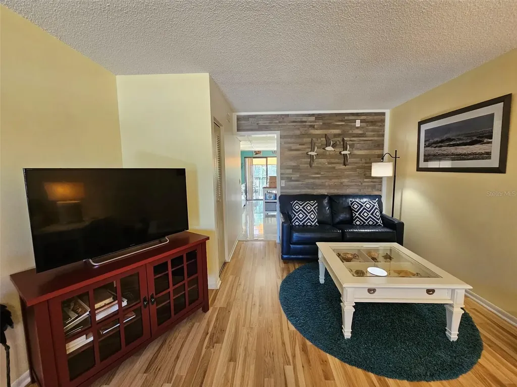 315 30th Avenue W Bradenton FL 34205