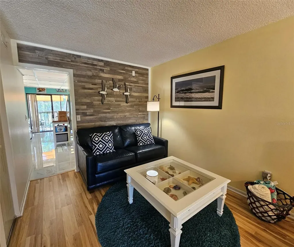 315 30th Avenue W Bradenton FL 34205