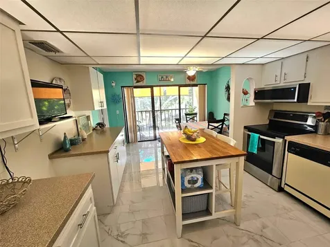 315 30th Avenue W Bradenton FL 34205