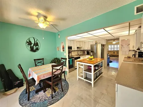 315 30th Avenue W Bradenton FL 34205