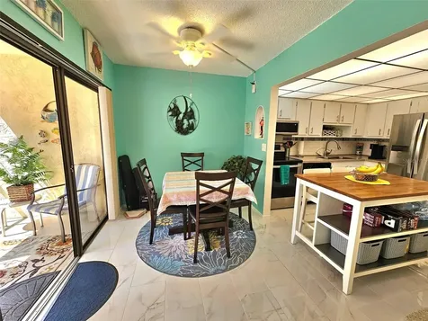 315 30th Avenue W Bradenton FL 34205