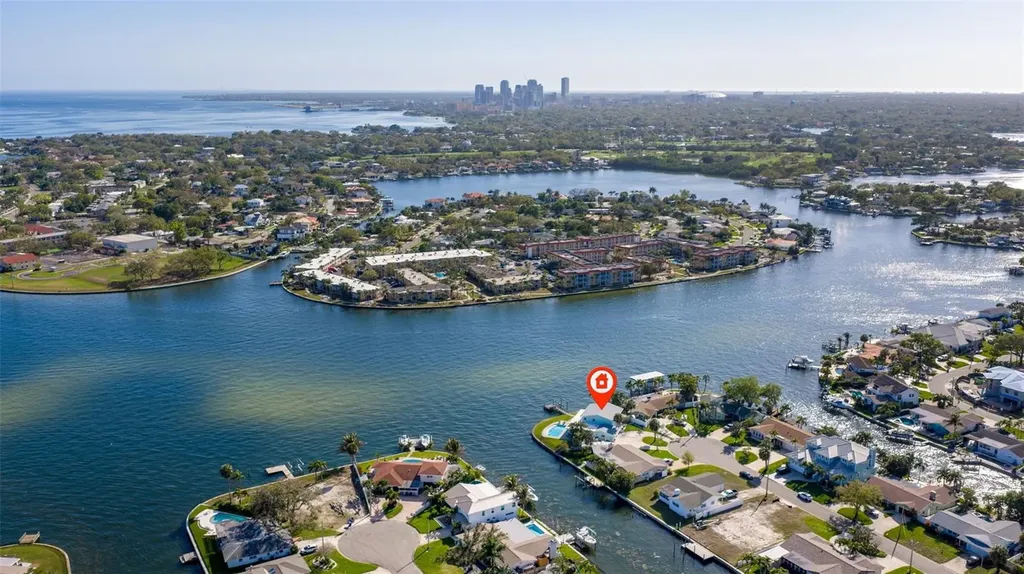 3901 14th Street NE St Petersburg FL 33703