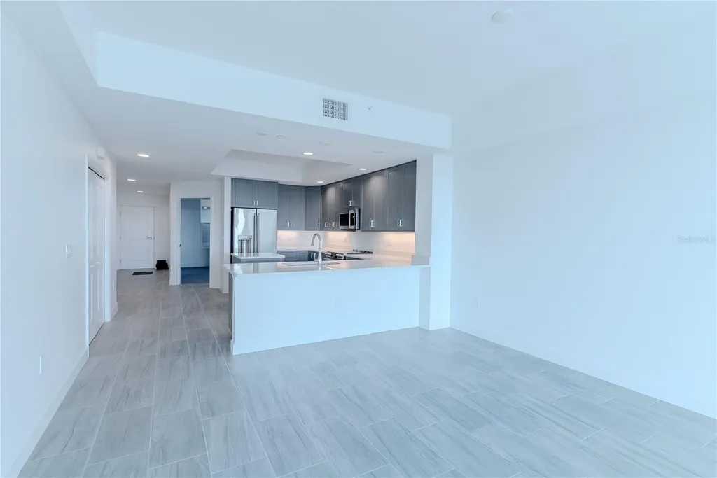 125 Island Way Clearwater Beach FL 33767