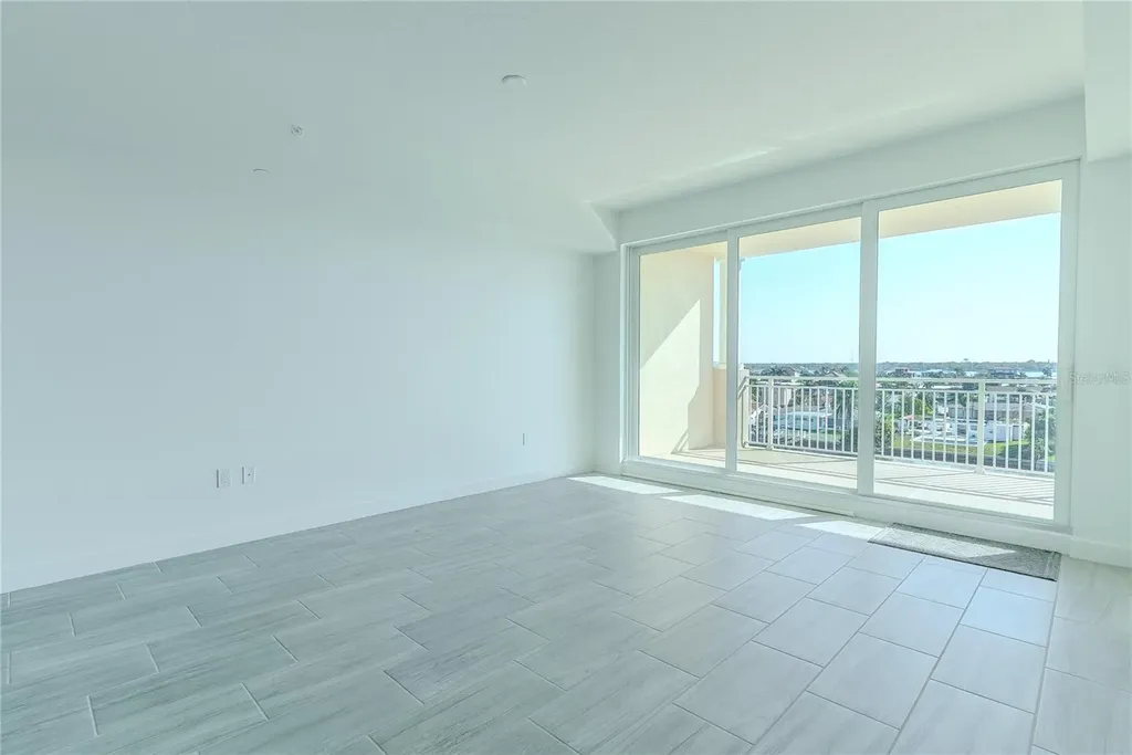 125 Island Way Clearwater Beach FL 33767