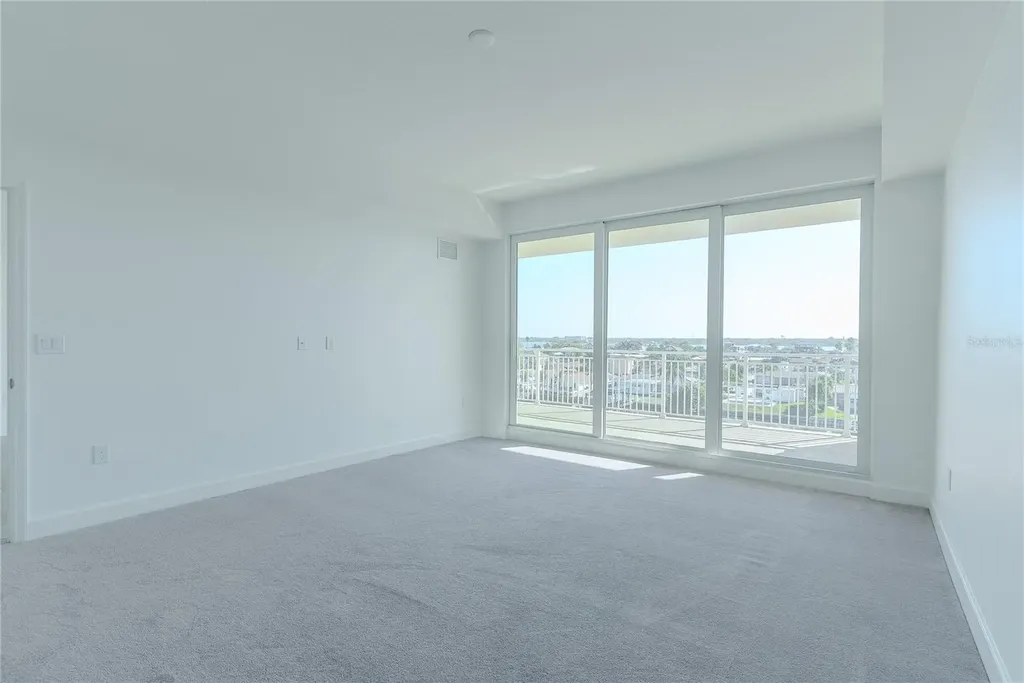 125 Island Way Clearwater Beach FL 33767