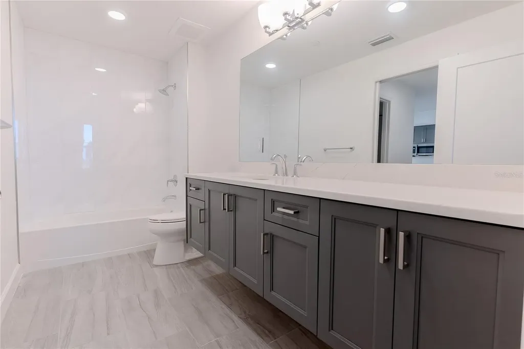 125 Island Way Clearwater Beach FL 33767