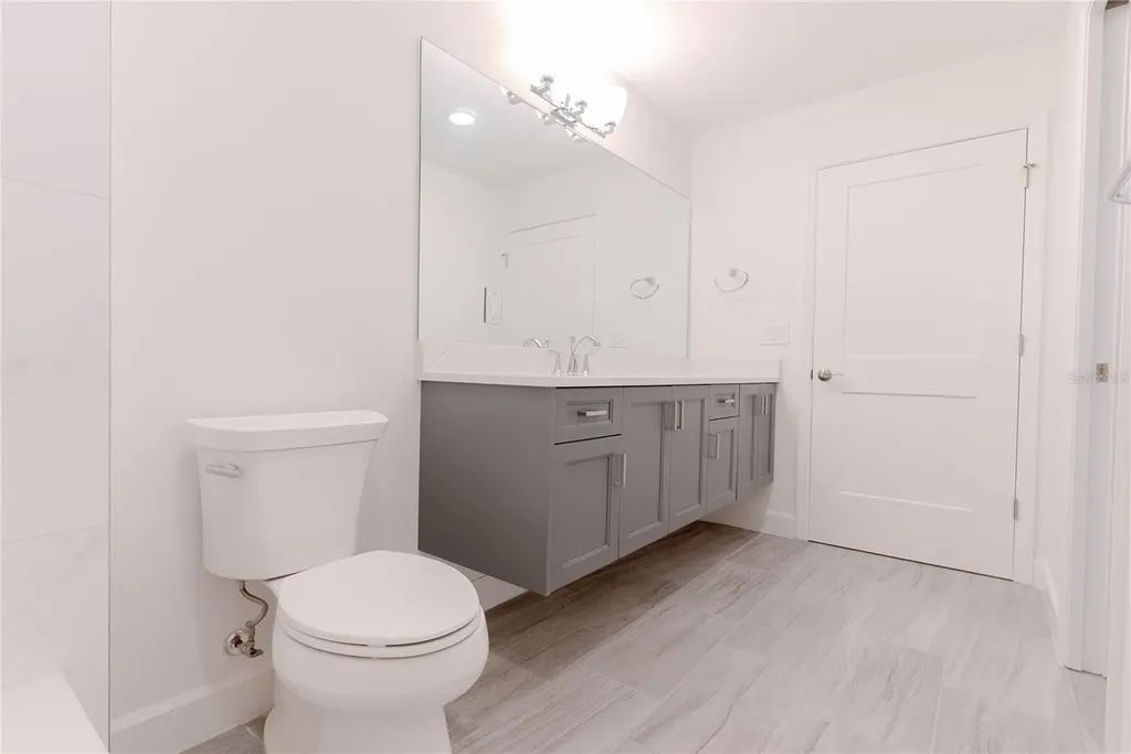 125 Island Way Clearwater Beach FL 33767