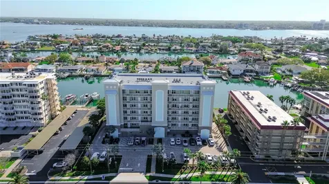 125 Island Way Clearwater Beach FL 33767