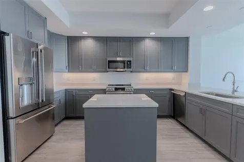 125 Island Way Clearwater Beach FL 33767