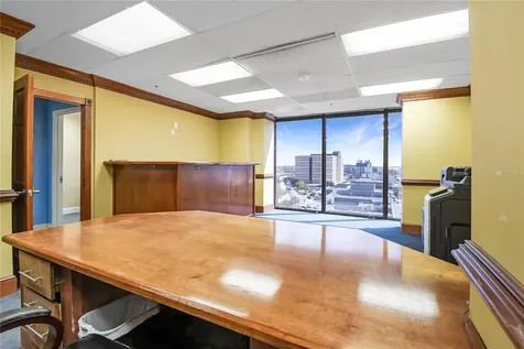 233 E Bay Street Jacksonville FL 32202