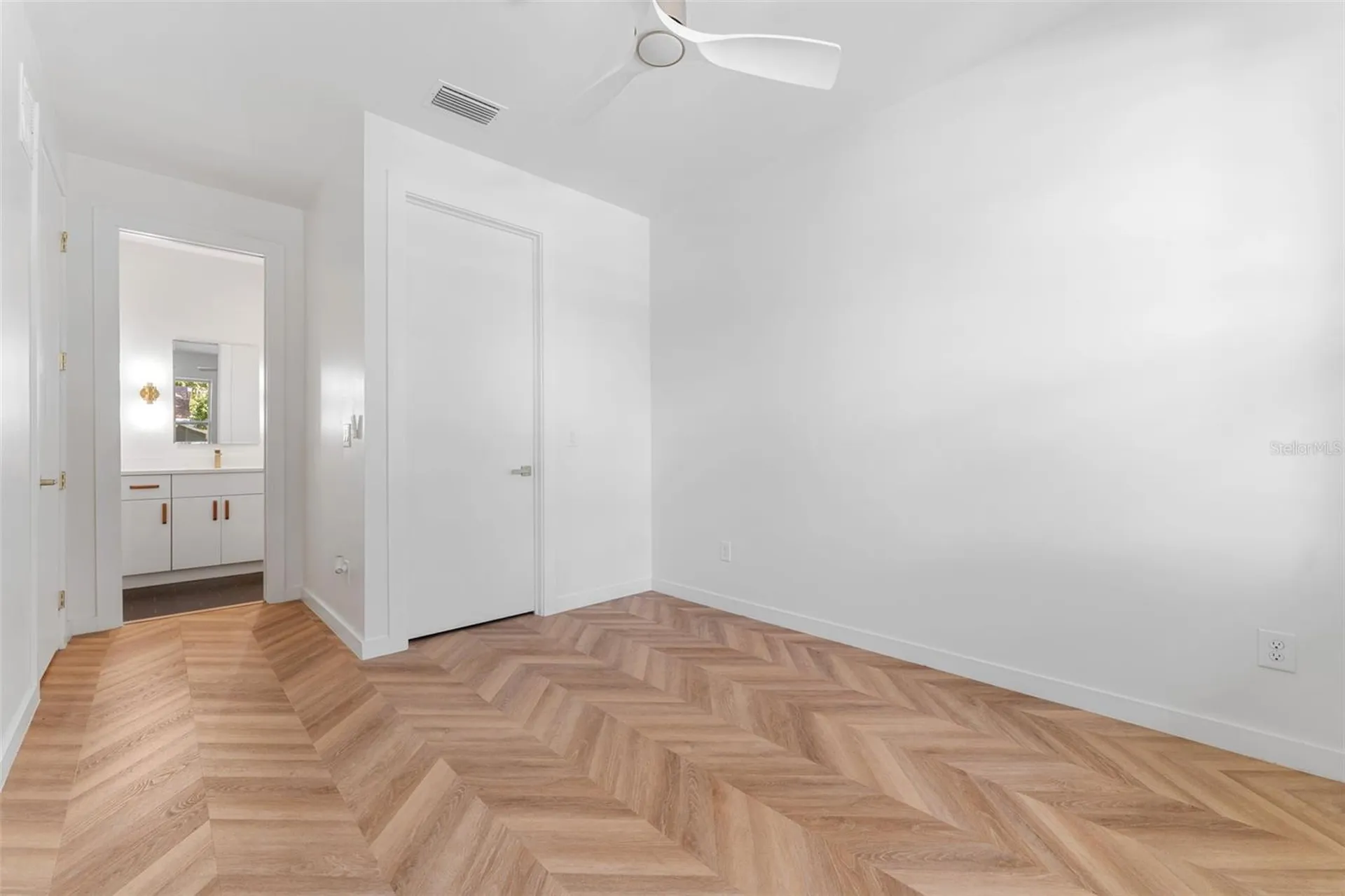 102 W Adalee Street Tampa FL 33603