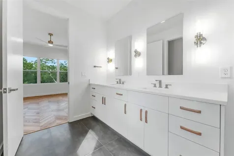 102 W Adalee Street Tampa FL 33603