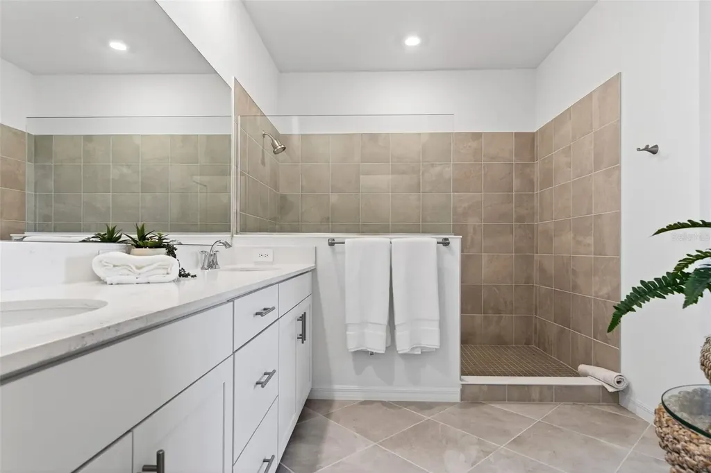 17765 Boracay Court Venice FL 34293