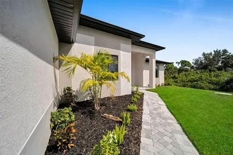 14020 Chesswood Lane Port Charlotte FL 33981