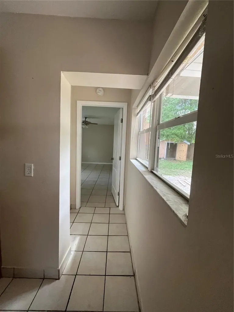 27 Lind Avenue Kissimmee FL 34744