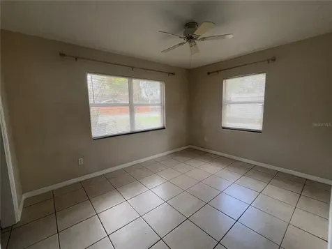 27 Lind Avenue Kissimmee FL 34744