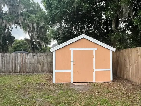 27 Lind Avenue Kissimmee FL 34744