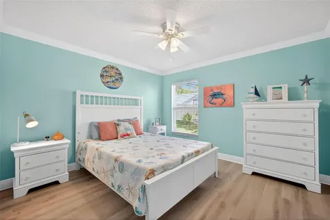 3907 57th Place E Bradenton FL 34203