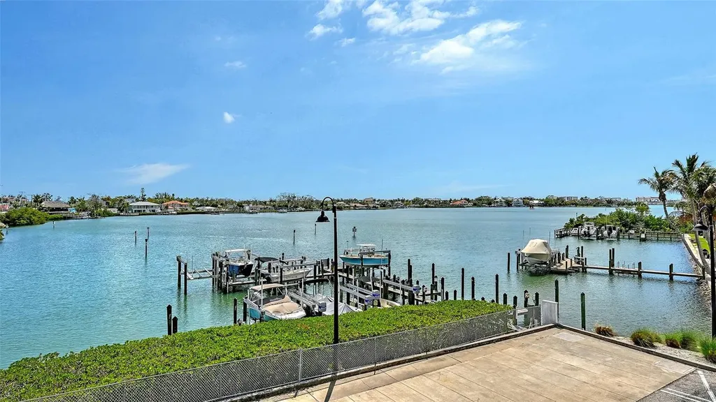 516 Tamiami Trail S Nokomis FL 34275