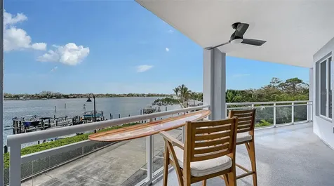 516 Tamiami Trail S Nokomis FL 34275