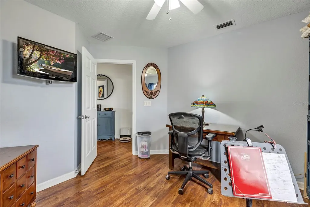 5481 Bounty Circle Tavares FL 32778