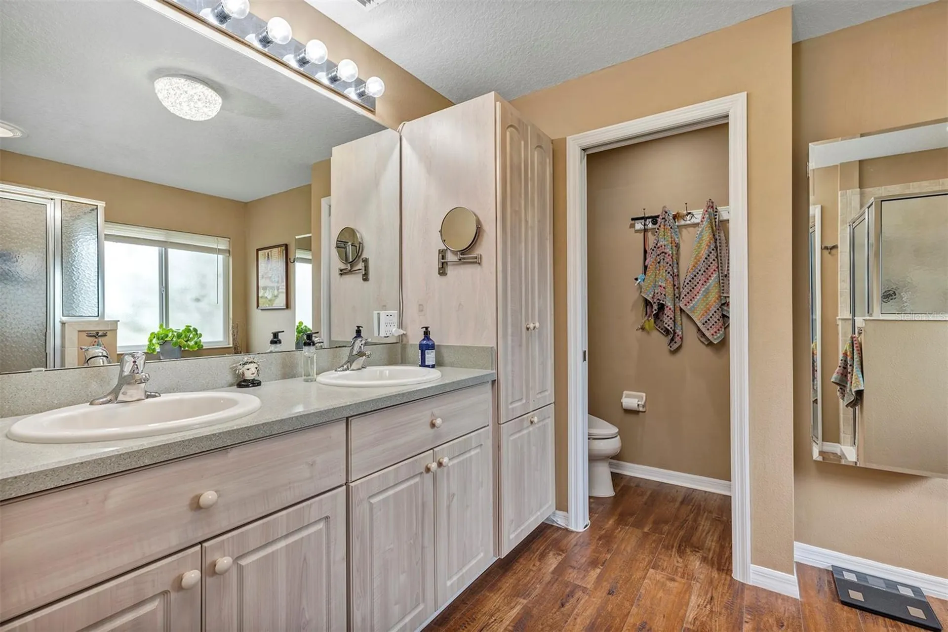 5481 Bounty Circle Tavares FL 32778