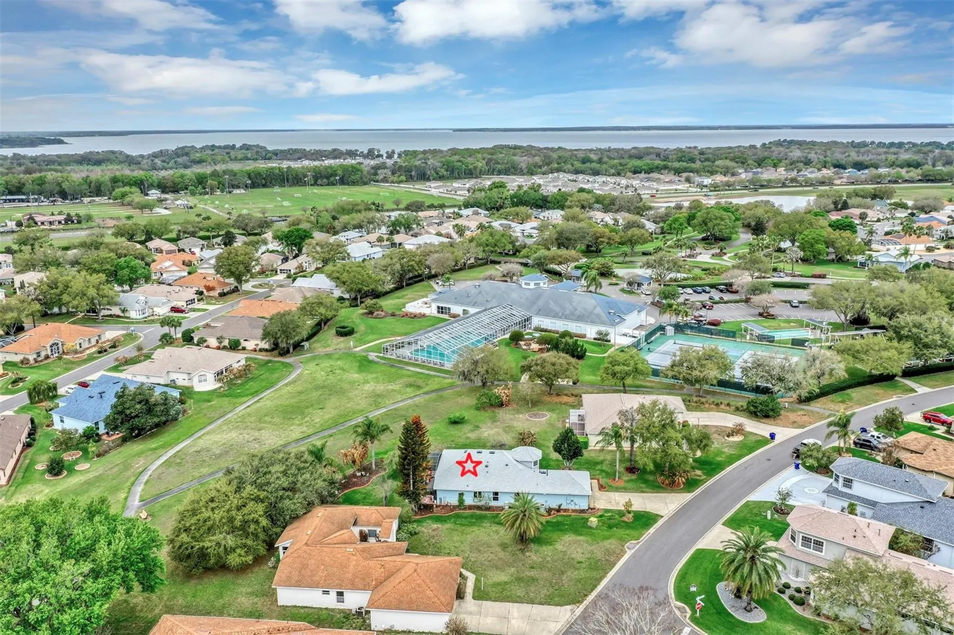 5481 Bounty Circle Tavares FL 32778