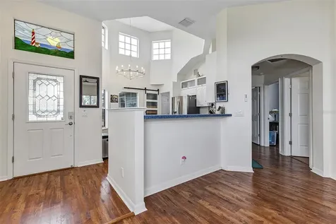 5481 Bounty Circle Tavares FL 32778