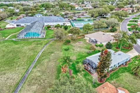 5481 Bounty Circle Tavares FL 32778