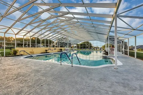 5481 Bounty Circle Tavares FL 32778