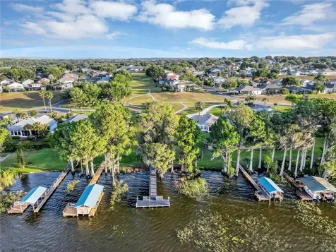 5481 Bounty Circle Tavares FL 32778
