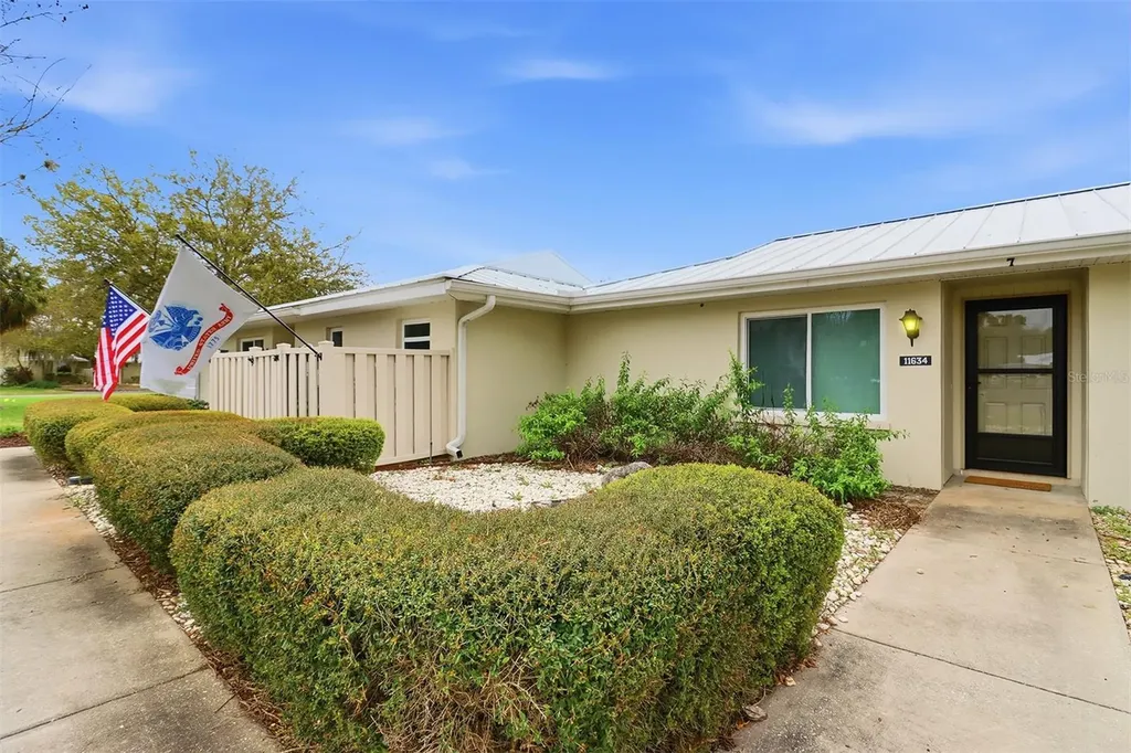 11634 W Bayshore Drive Crystal River FL 34429