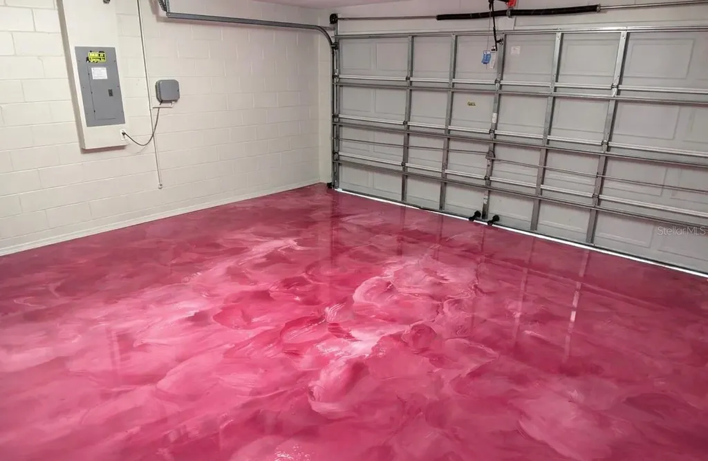 2704 Lucas Lakes Lane Kissimmee FL 34744