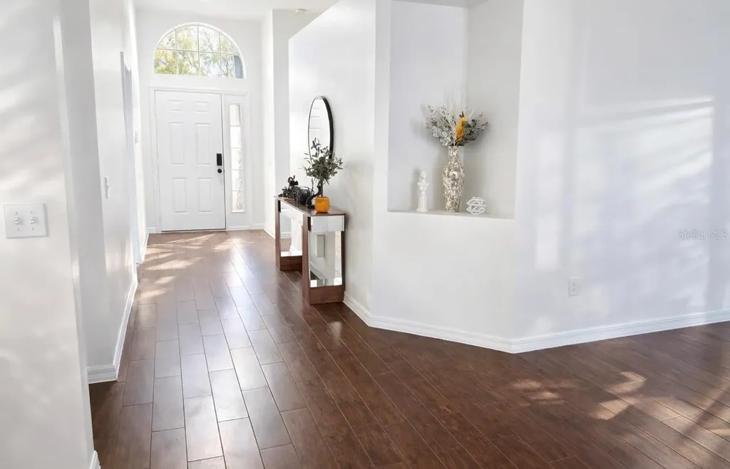 2704 Lucas Lakes Lane Kissimmee FL 34744