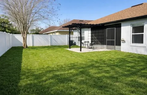 2704 Lucas Lakes Lane Kissimmee FL 34744