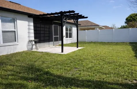 2704 Lucas Lakes Lane Kissimmee FL 34744