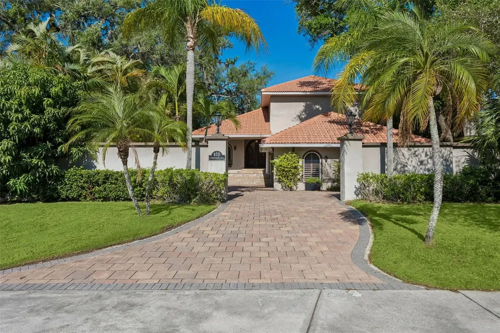 813 S West Shore Boulevard Tampa FL 33609