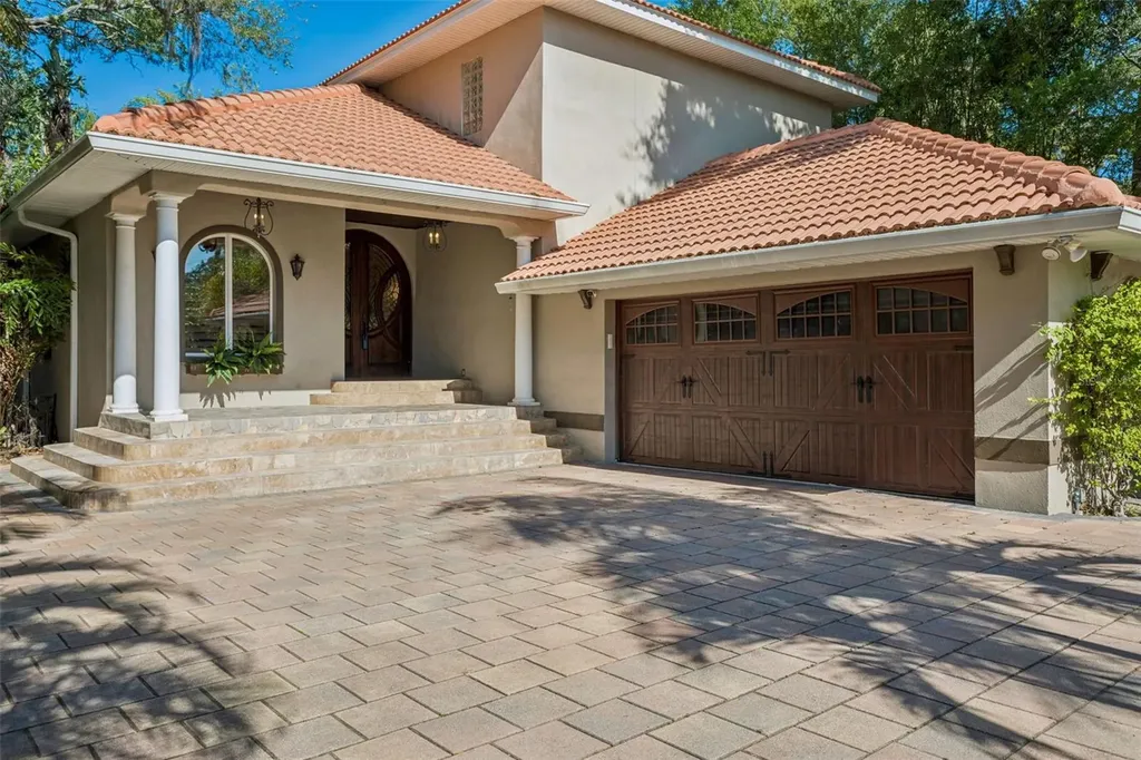 813 S West Shore Boulevard Tampa FL 33609