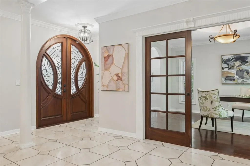 813 S West Shore Boulevard Tampa FL 33609