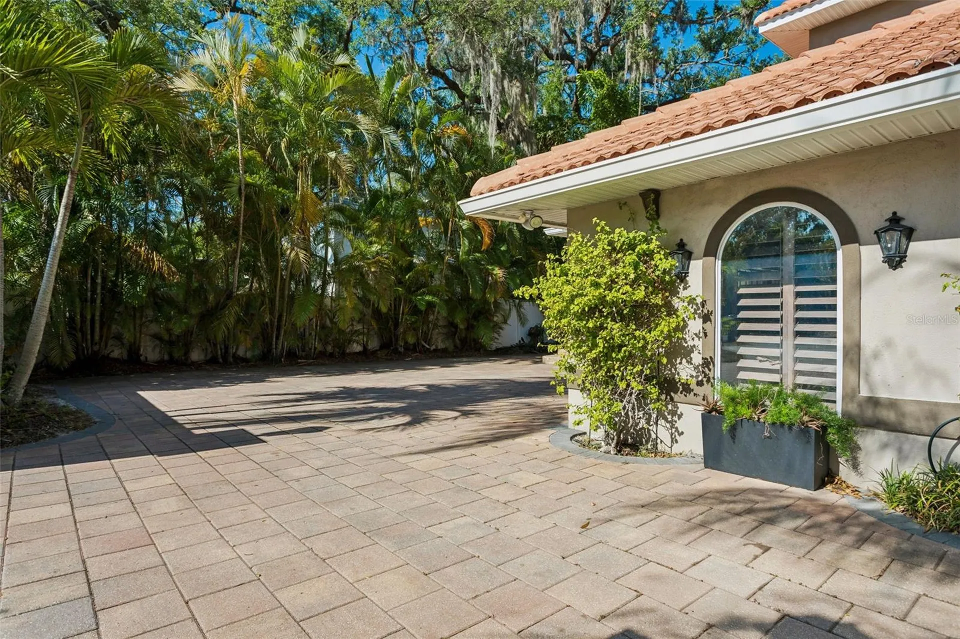 813 S West Shore Boulevard Tampa FL 33609