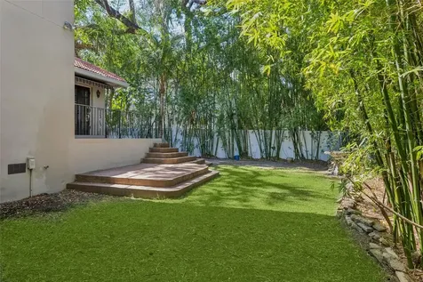 813 S West Shore Boulevard Tampa FL 33609