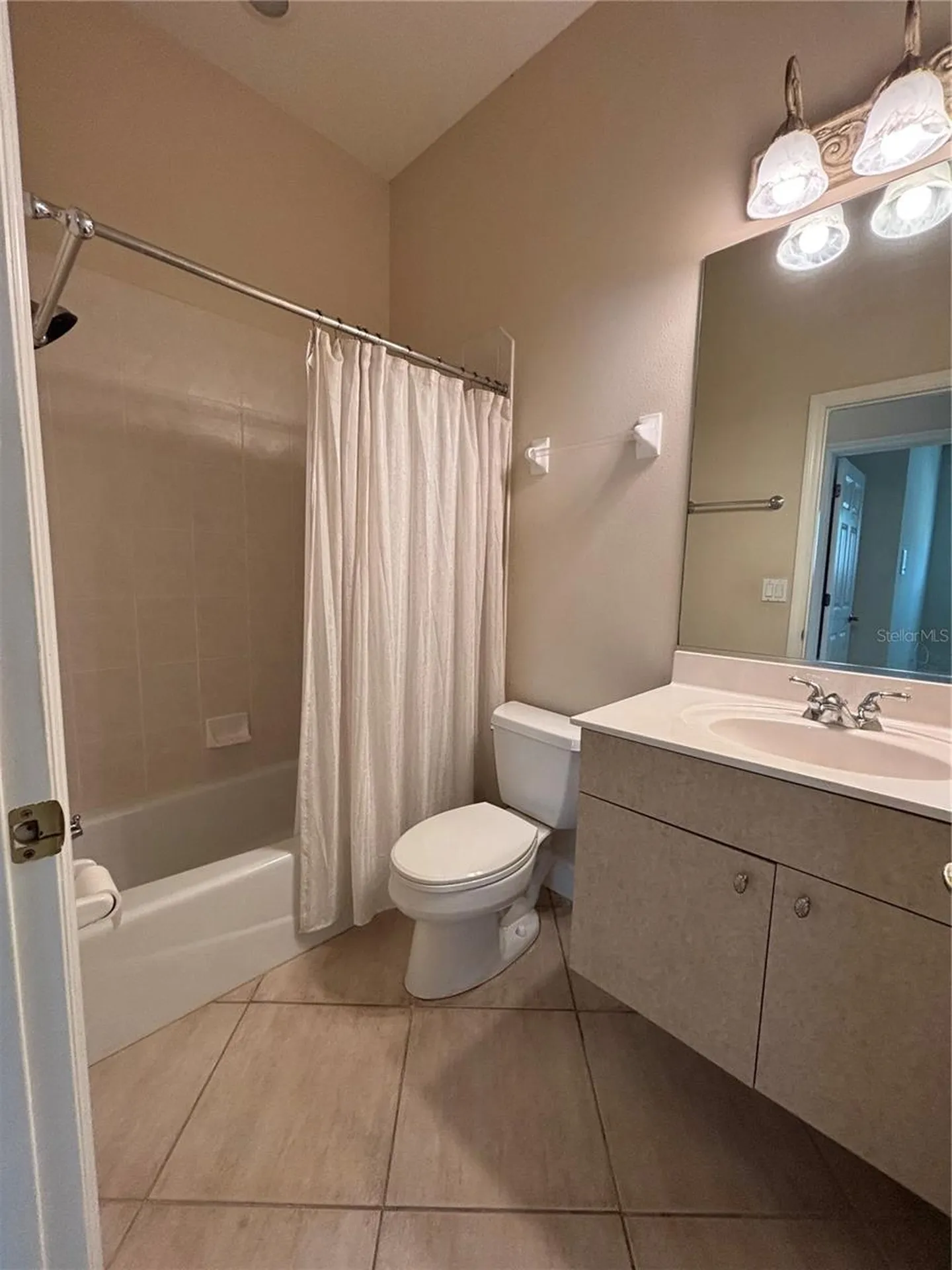 132 Amora Avenue Venice FL 34285