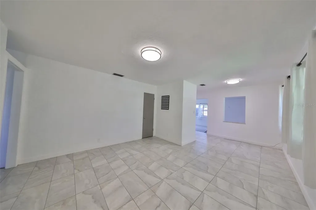 3908 W Wallace Avenue Tampa FL 33611