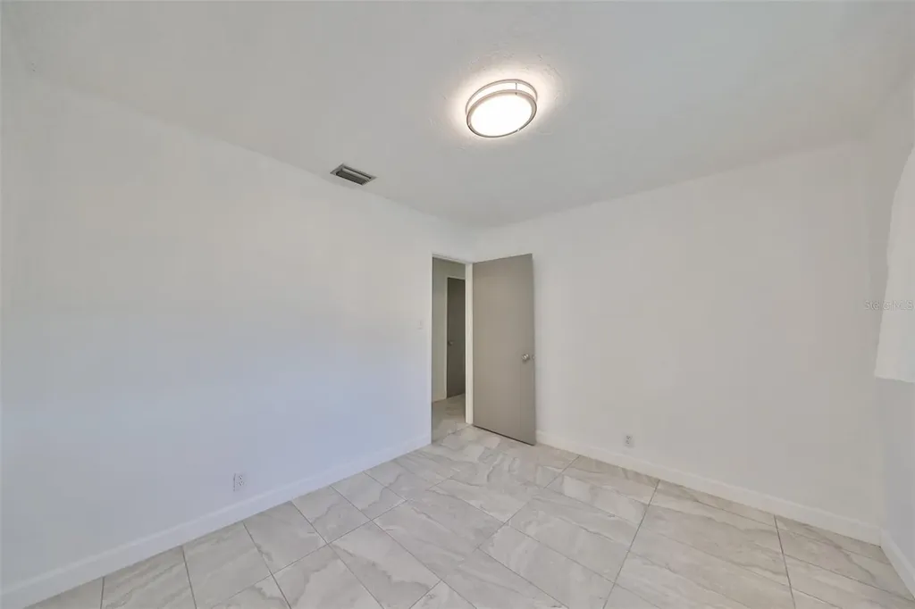 3908 W Wallace Avenue Tampa FL 33611
