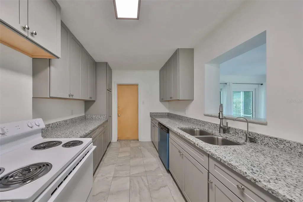 3908 W Wallace Avenue Tampa FL 33611