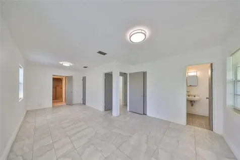 3908 W Wallace Avenue Tampa FL 33611