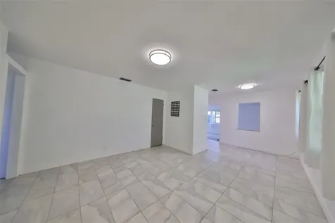 3908 W Wallace Avenue Tampa FL 33611