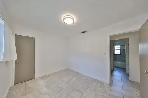 3908 W Wallace Avenue Tampa FL 33611