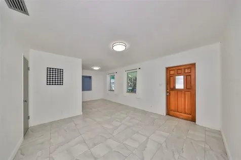 3908 W Wallace Avenue Tampa FL 33611