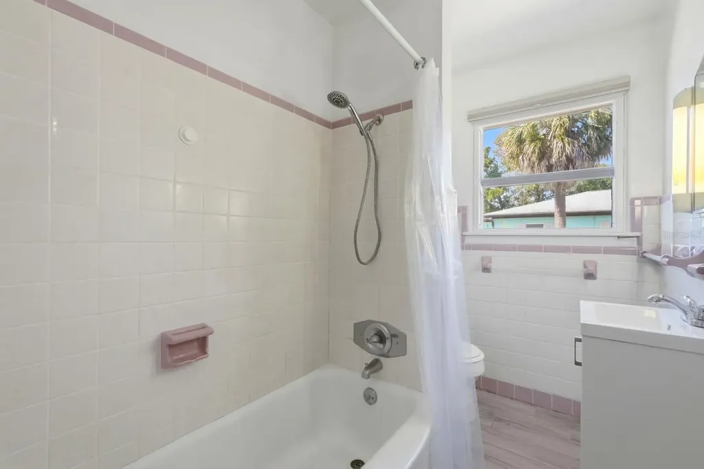 231 N Ridgewood Avenue Ormond Beach FL 32174